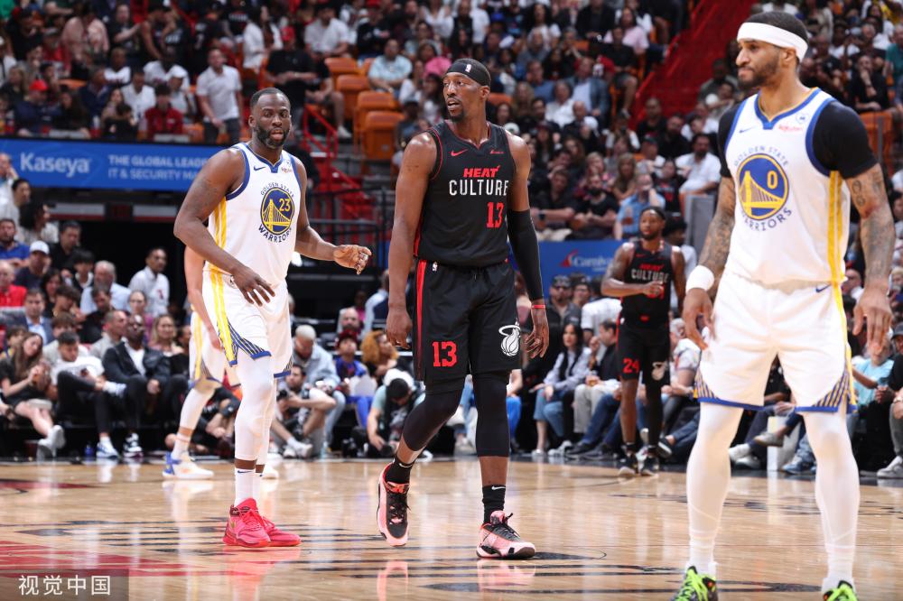 色的团队配 色的团队配