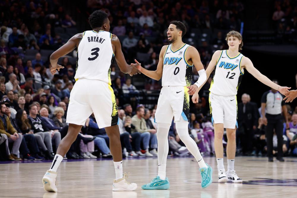 冠增添了更 冠增添了更